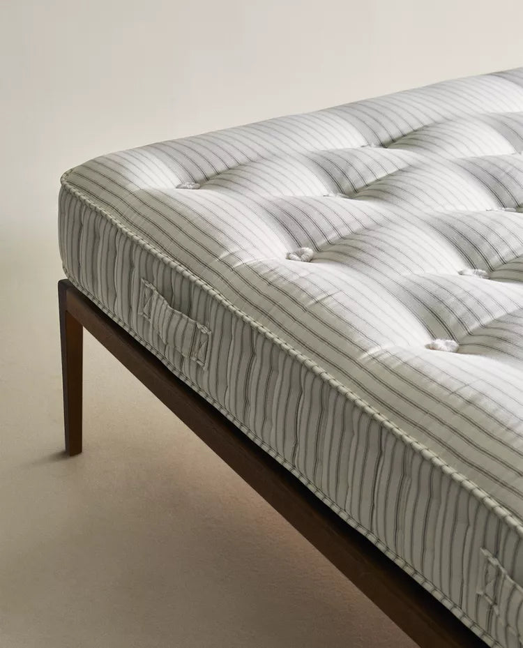 mattress corner